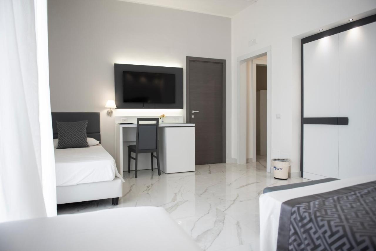 Hotel Blu Porto Cesareo Bagian luar foto