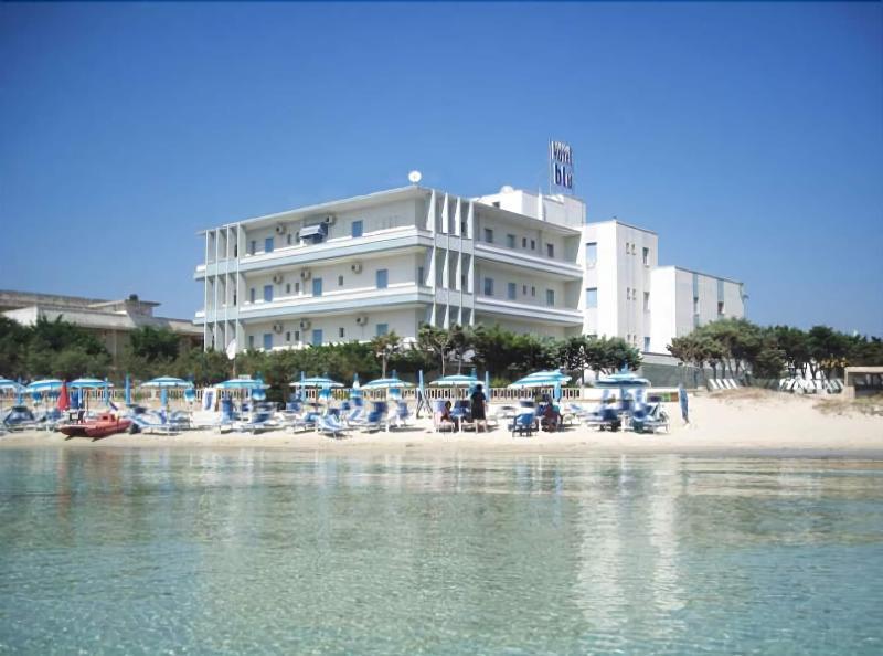 Hotel Blu Porto Cesareo Bagian luar foto