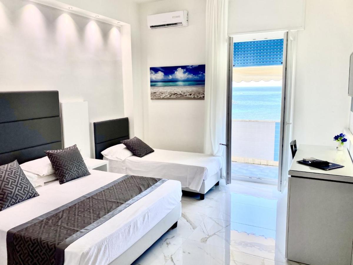 Hotel Blu Porto Cesareo Bagian luar foto