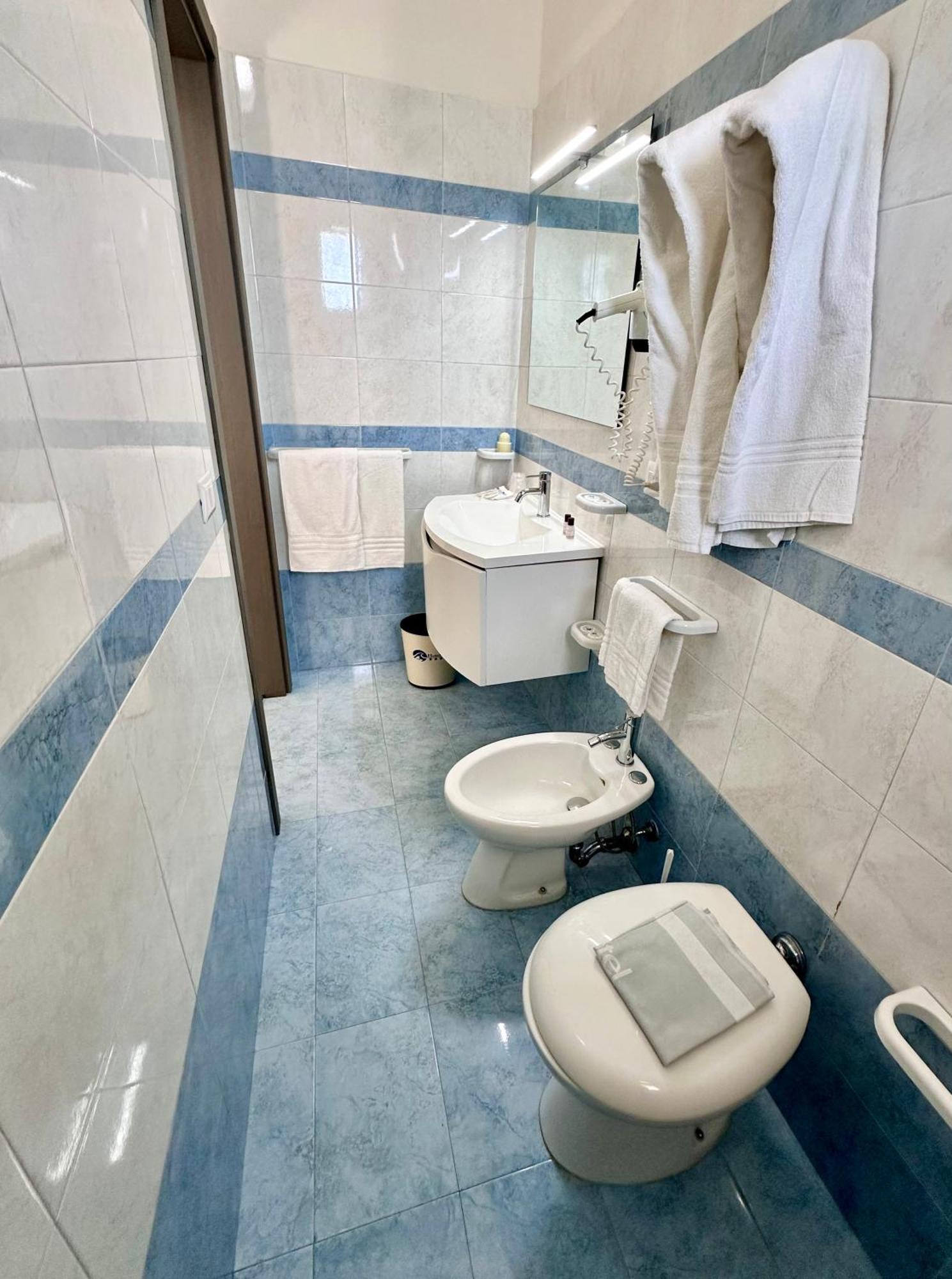 Hotel Blu Porto Cesareo Bagian luar foto