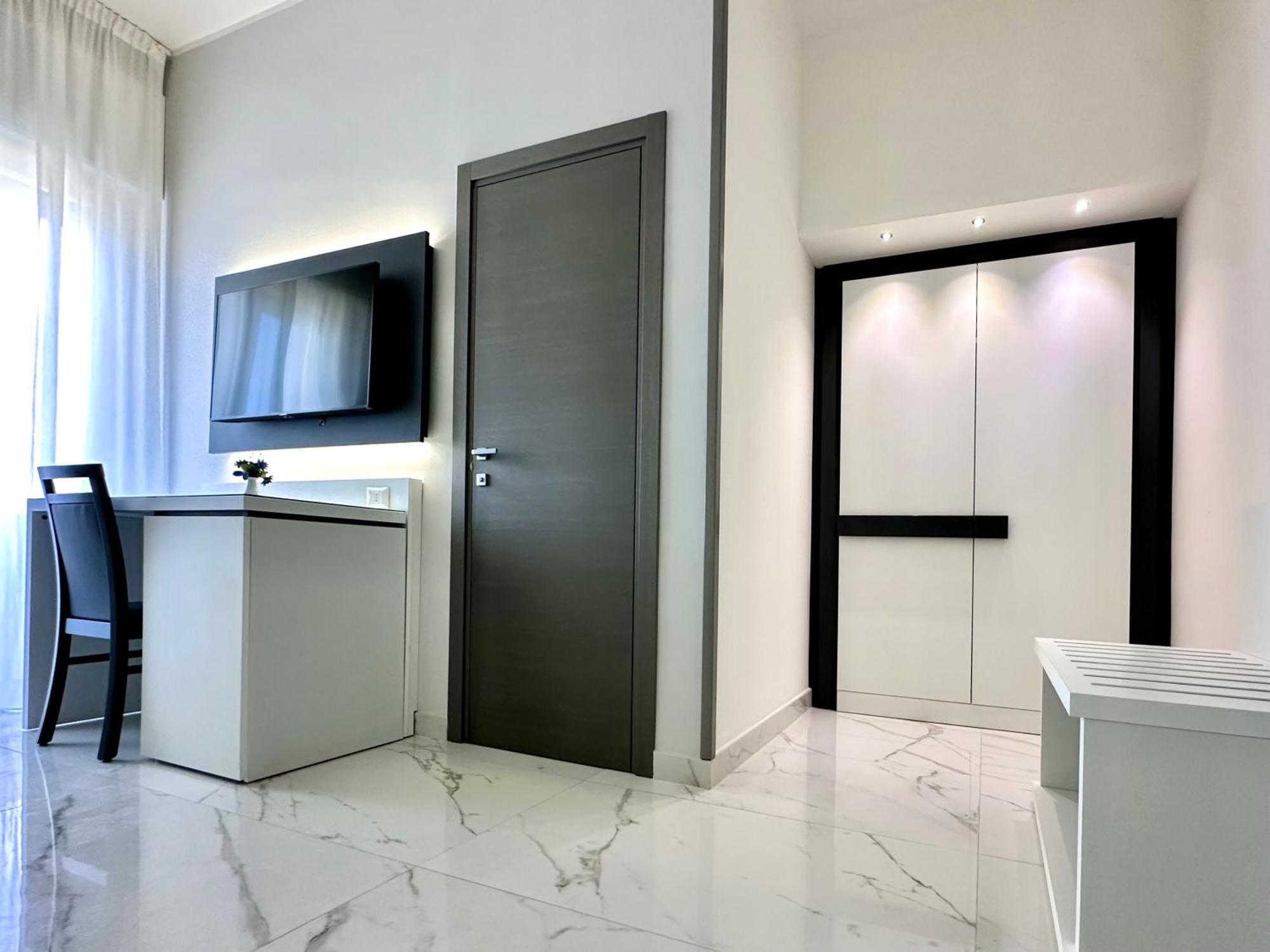 Hotel Blu Porto Cesareo Bagian luar foto